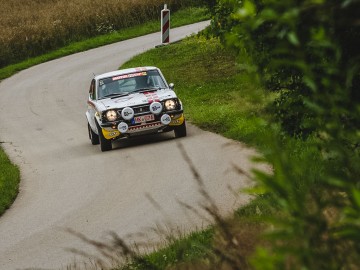 Toyota z początk&oacute;w WRC w Rajdzie Śląska